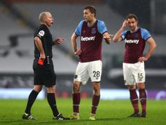 David Moyes laments poor refereeing decisions after Soucek red