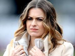 Leeds ‘completely condemn’ online abuse Karen Carney has received