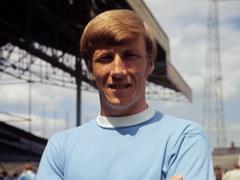 Manchester City players to pay tribute to icon Colin Bell