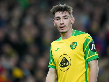 Chelsea extend Gilmour contract