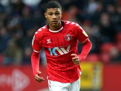 Chelsea sign Charlton teenager